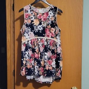 Vanilla Bay Top - NWOT